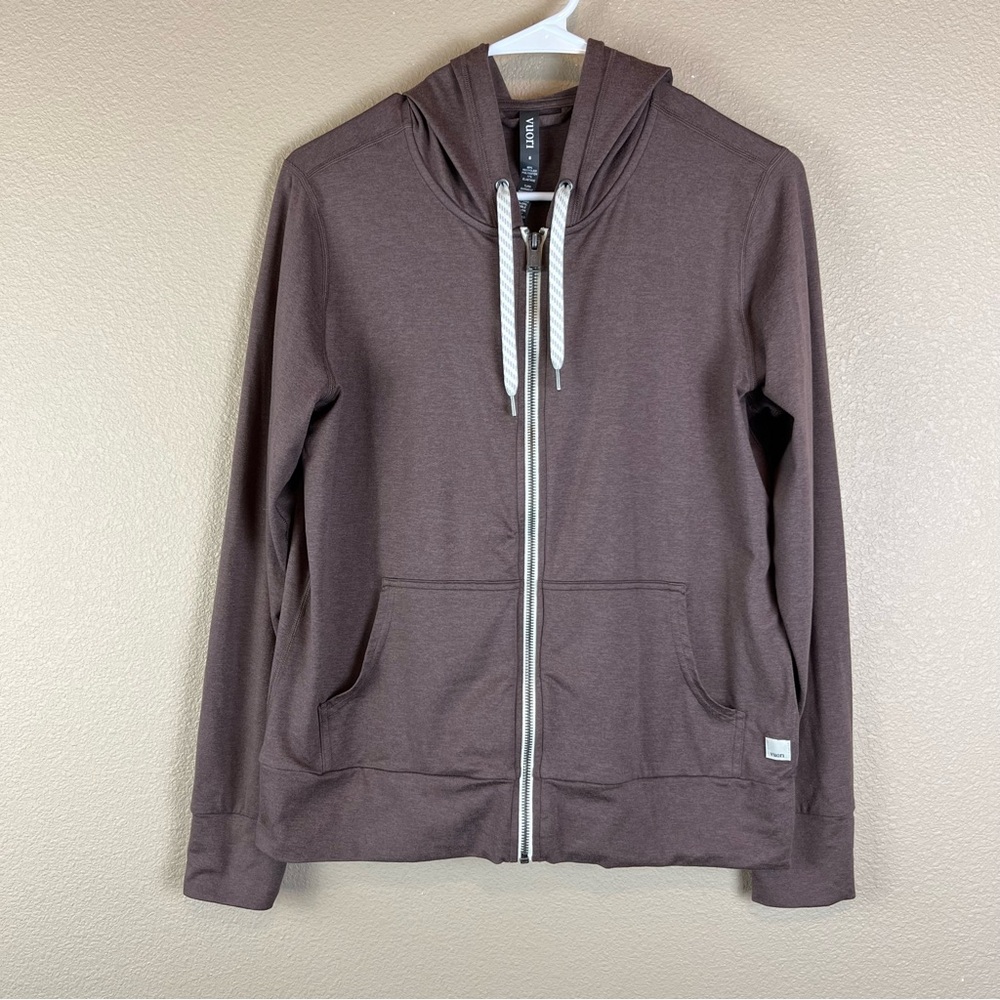 Vuori Halo Performance Hoodie - Picture 2 of 12